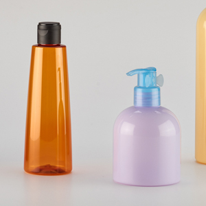 ΠΛΑΣΤΙΚΕΣ ΦΙΑΛΕΣ